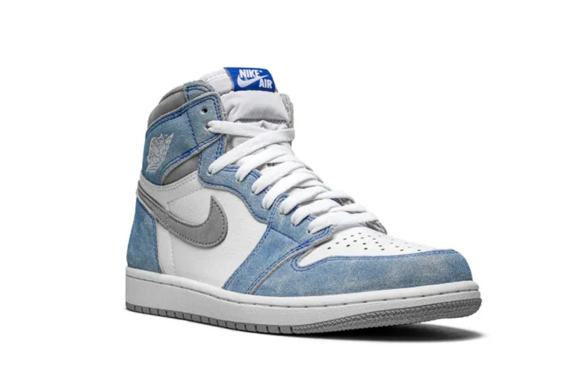 Air Jordan 1 Retro High OG Hyper Royal — UK4–9